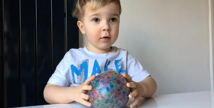 TheDADLab. Папина лаборатория - Делаем сенсорный шарик для детей или антистресс для родителей